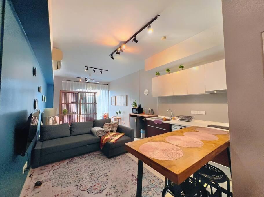 Heritage Studio With Balcony D'Sara, Direct Mrt Kampung Selamat, Near Thomson And Sungai Buloh Hospital Shah Alam Exterior photo